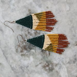 Handcrafted dangle beaded earings